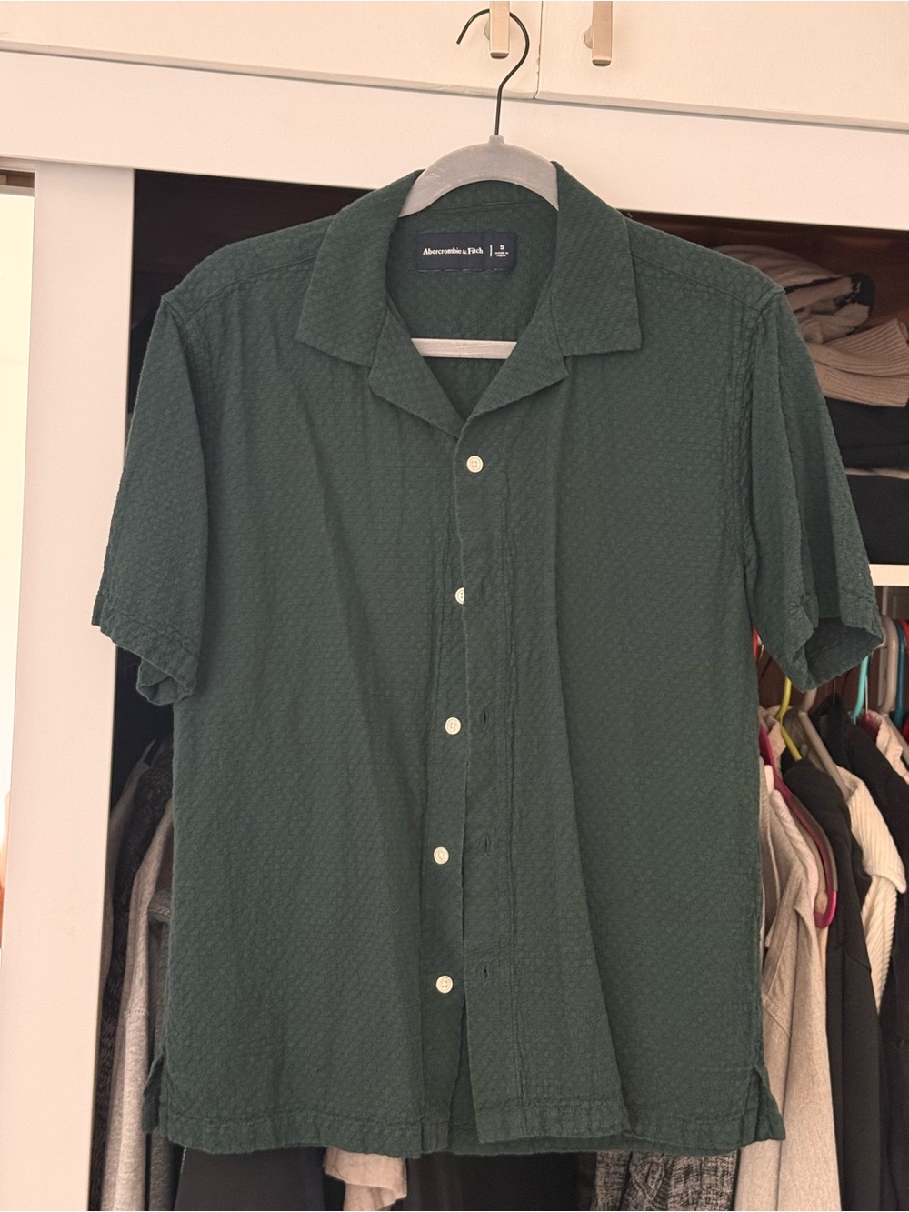 Abercrombie & Fitch Forest Green Short-Sleeve Button-Down Shirt
